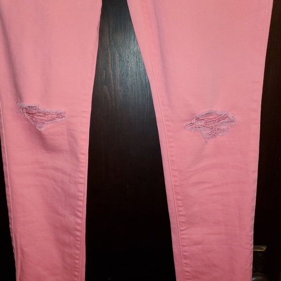 American Eagle Outfitters pink ripped Jeans 8 - Picture 3 of 7